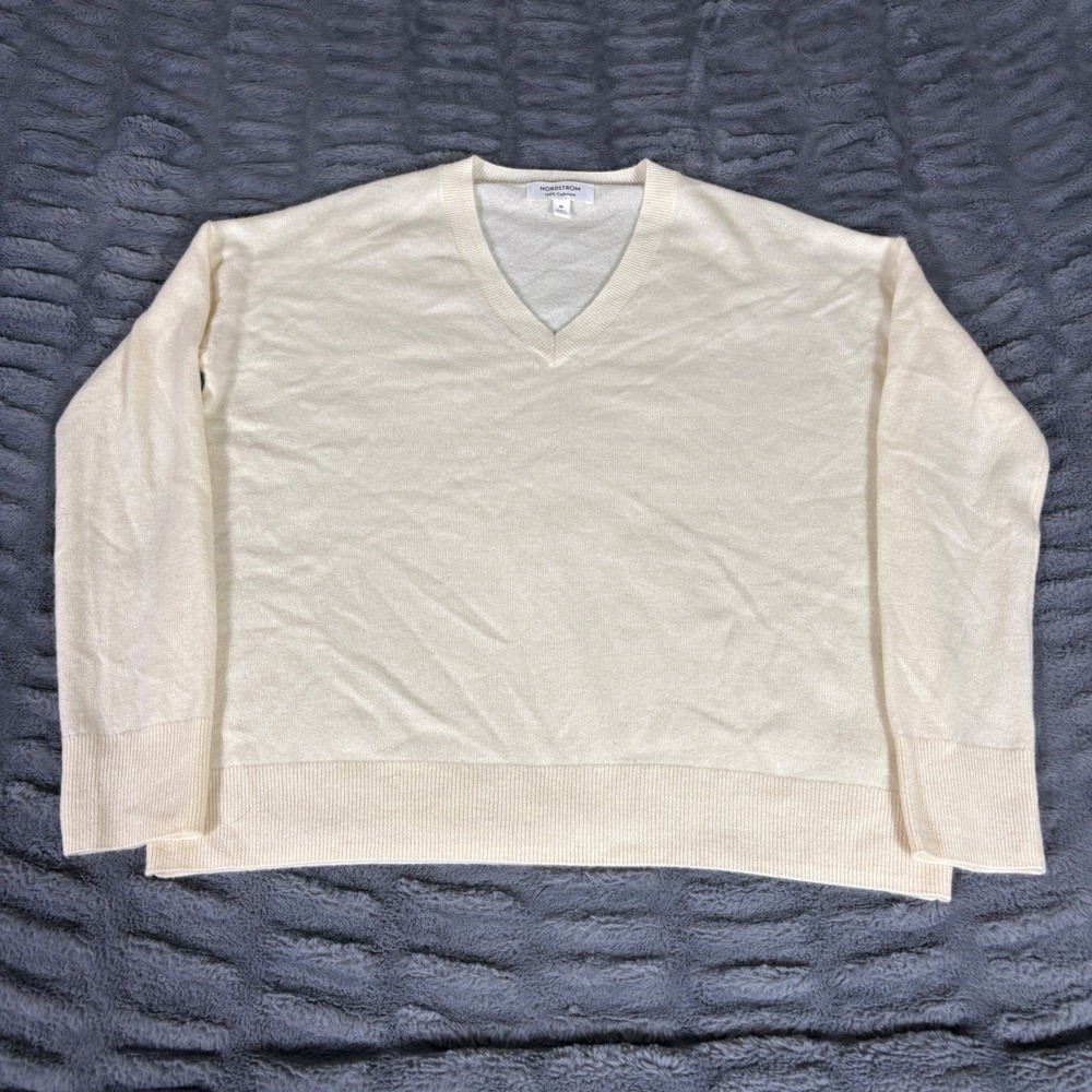 Nordstrom 100% Cashmere V-Neck Sweater Womens Medium Cream Off White Long Sleeve
